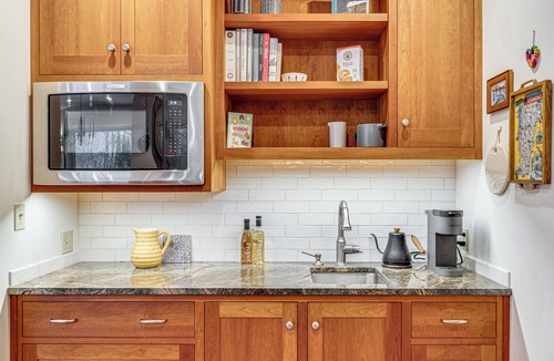 Post Mills House | Woodstock, Dartmouth, Noah Kahan!