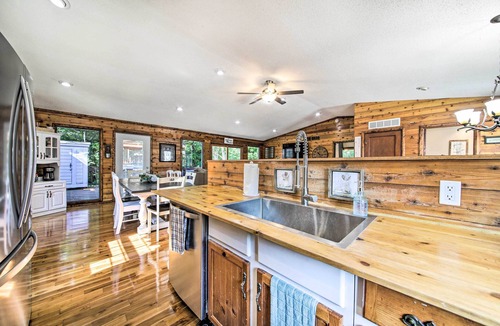 Shelbyville House | Woodsy Home w/View, 1 Mi to Lake Shelbyville