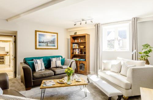 Kemble House | Wool Loft