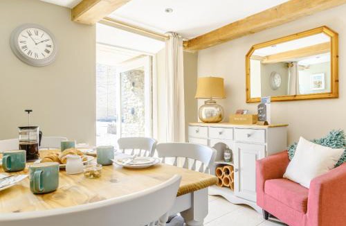 Kemble House | Wool Loft