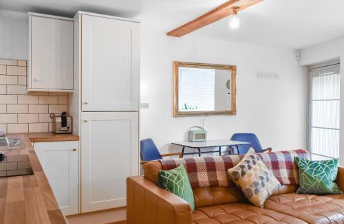 Hayfield Apartment | Woolpack Studio