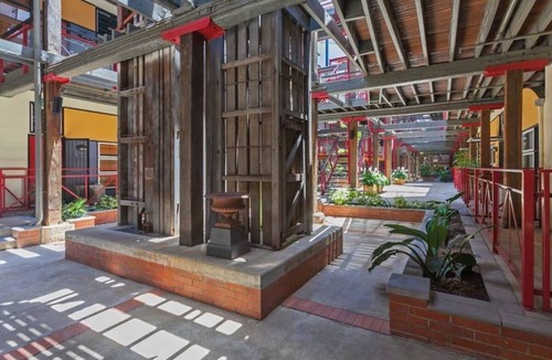 Teneriffe Apartment | Woolstore Style! ~ 2Bed/2Bath/1Car ~ Teneriffe