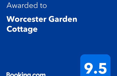 Worcester Apartment | Worcester Garden Cottage