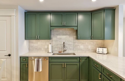 Stowe Village Historic District Apartment | Worcester Suite at 109 Main