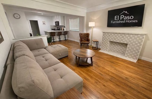 El Paso House | Work-Friendly 2BR Retreat