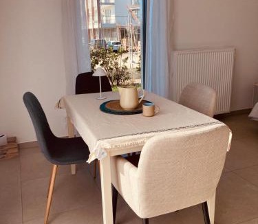 Ornex Apartment | Work-friendly apartment near CERN-GVA-UN & nature