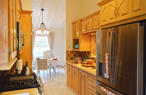 Clermont House | Work-friendly West Coast home
