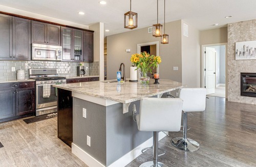 Sterling Hills House | Work & Play in Aurora: Spacious Home w/Yard!