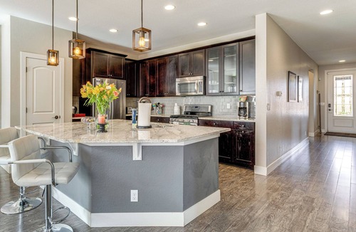 Sterling Hills House | Work & Play in Aurora: Spacious Home w/Yard!