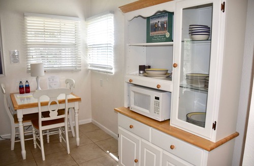 Pompano Beach House | Work-Play Remotely at the Beach. Free wi-fi, Great Location!