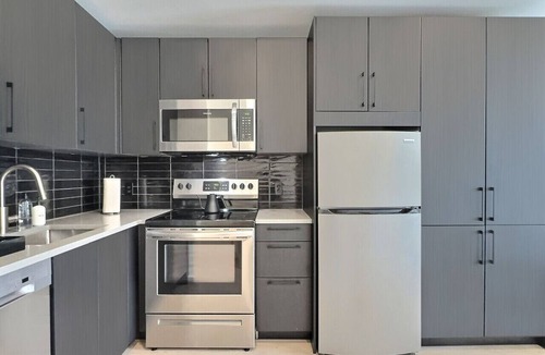 Five Points South Apartment | Work Trip Ready, Gym & High-Speed Wi-Fi, Near UAB