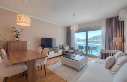 Rafajlovici Apartment | Workation Panorama Escape