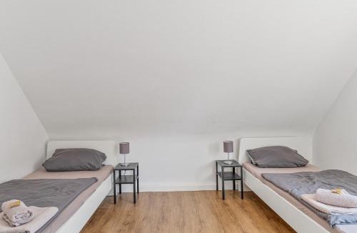 Oberboihingen Apartment | Worker Apartments Oberboihingen near Stuttgart, Autobahn A8, Parking, Wifi, Smart TV