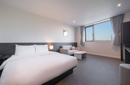Seo-gu Hotel | Workers Hotel Daejeon by Anook
