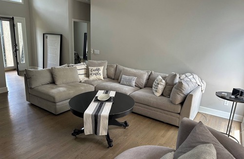 Lee's Summit House | World-Class, World Cup Stay in 5-bedroom Longview 4400 sq ft, 12 mi to Arrowhead
