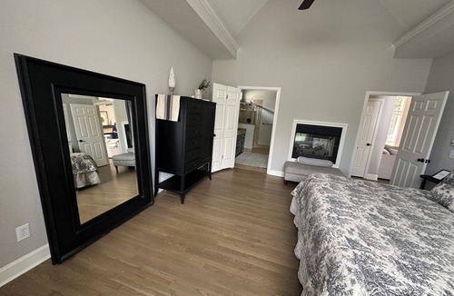 Lee's Summit House | World-Class, World Cup Stay in 5-bedroom Longview 4400 sq ft, 12 mi to Arrowhead