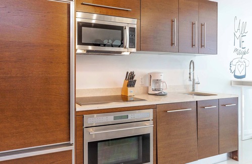 Downtown Miami Apartment | World Cup Base | Balcony Studio | Brickell Parties