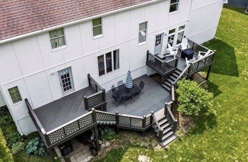 Liberty Apartment | World Cup basement suite near KC-Private Entry