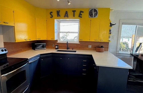 Green Lake House | World Cup Fans Seattle - Sunny Green Lake House
