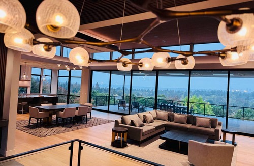 Clyde Hill House | World Cup Luxury Estate: Seattle Views, Pool/Golf