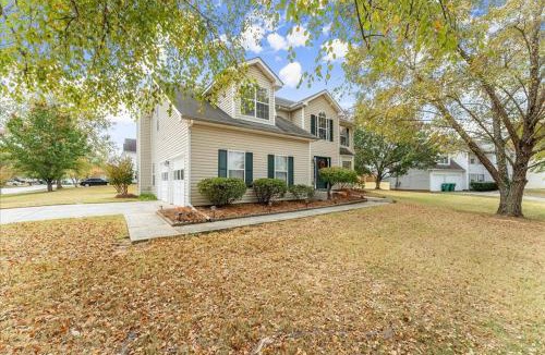 Belmont House | World Cup Work Base -Large Home with OFFICE- Sleeps 8