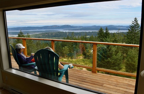 Salt Spring Island House | World Peace House Salt Spring Island OceanMountainViews formerly Majestic View