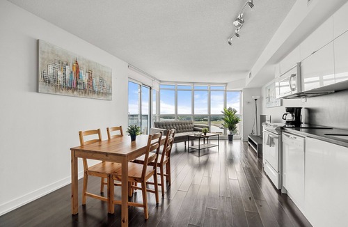 CityPlace Apartment | World Wide Stays Suite - Entertainment