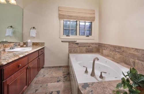 Nice Resort | Worldmark 2-bedroom resort with fitness room, WiFi In Nice, CA