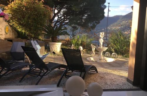 La Spezia Historic Centre Apartment | Wow Apartment mega Jacuzzi overlooking the sea in the city center