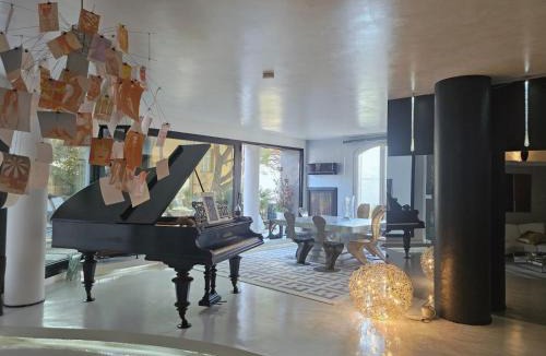 La Spezia Historic Centre Apartment | Wow Apartment mega Jacuzzi overlooking the sea in the city center