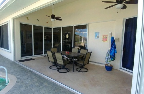 Punta Gorda House | WOW! Beautiful Punta Gorda Isles home: just a short drive to shops/restaurants.