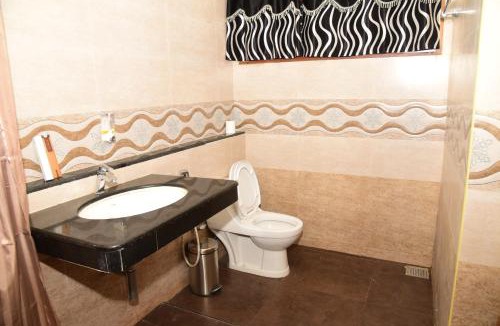Yercaud Hotel | WOW Bungalow