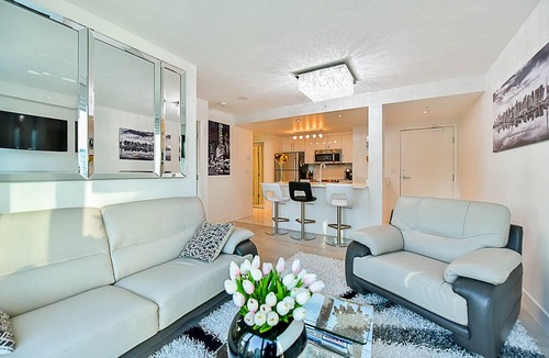 Coal Harbour Condo | Wow! Coal Harbour Beauty