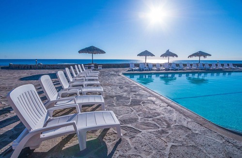 Las Gaviotas House | WOW! Discounted 30%! SURFERS DREAM LOCATION! New Beach Home in Las Gaviotas