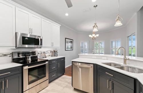Falcons Glen House | 🌞 WOW! FIVE STAR Stunning Retreat! ~ Lely Resort ~ Golf ~ FREE Players Club!🌴