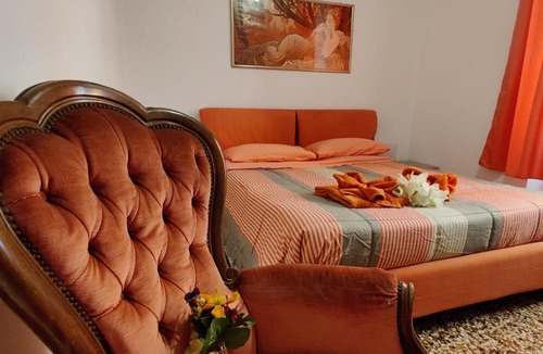San Teodoro Apartment | WOW HOME - 175 mq - posteggio privato - davanti porto traghetti - fino a 10 posti letto