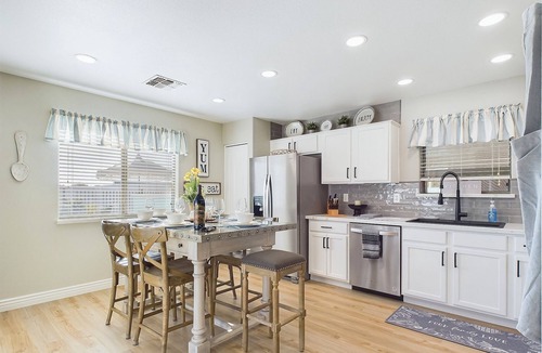 Copper Basin House | WOWZZZA! Remodeled 2025, SW YARD, Heated Pool Home, 5 STARS ABOVE THE REST!