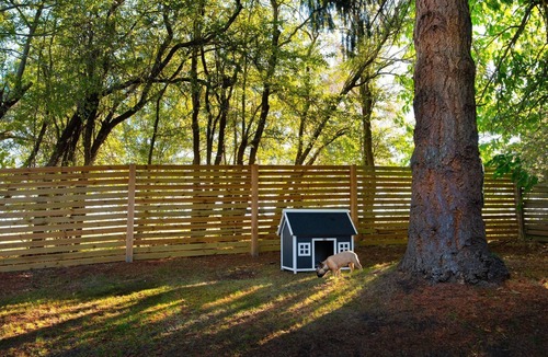 Daylesford House | Wrenwood Cottage 2 bedroom miners cottage with wood fire, 6 seater outdoor spa and 2 person indoor s