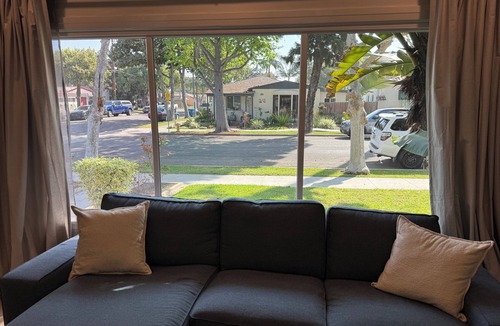 South Wrigley House | Wrigley Spanish Bungalow 3 Bed 5 Min Downtown