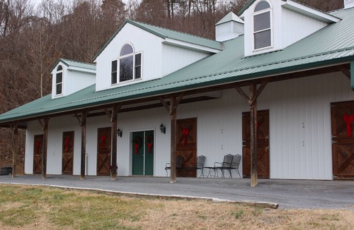 Roanoke House | WTR Stables Barn Loft @wtrstablesloft