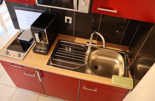 Scheid Apartment | Wunderschönes Appartement in Scheid mit Grill by Interhome