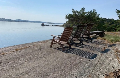 Stenungsund House | Wunderschönes Cottage "Traum von Wald und Meer" by Interhome