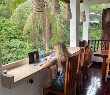 Sayan Hostel | WW Backpackers