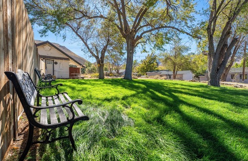 Walker Condo | WWM 4 · 4 E. Sierra's base camp 2 Bed Suite, wifi WWM 4