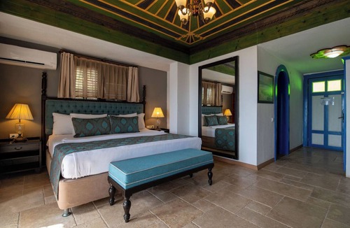 Datca Hotel | Wyndham Datca Perili Bay