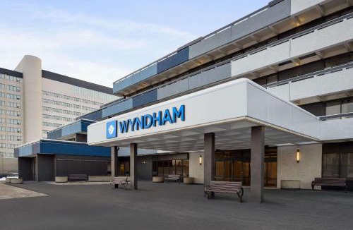 Southside Hotel | Wyndham Edmonton Hotel and Conference Centre