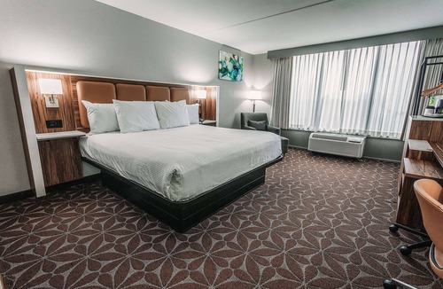 Lackey Hotel | Wyndham Garden Williamsburg Busch Gardens Area