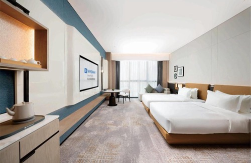 Shizhong District Hotel | Wyndham Leshan Downtown