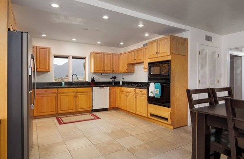 Paradise Valley House | X-Large Groups Pool/Billiards/PingPong/AirHockey