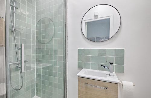Saint-Maurice Apartment | X - Studio Vanille - À 15 min de Paris